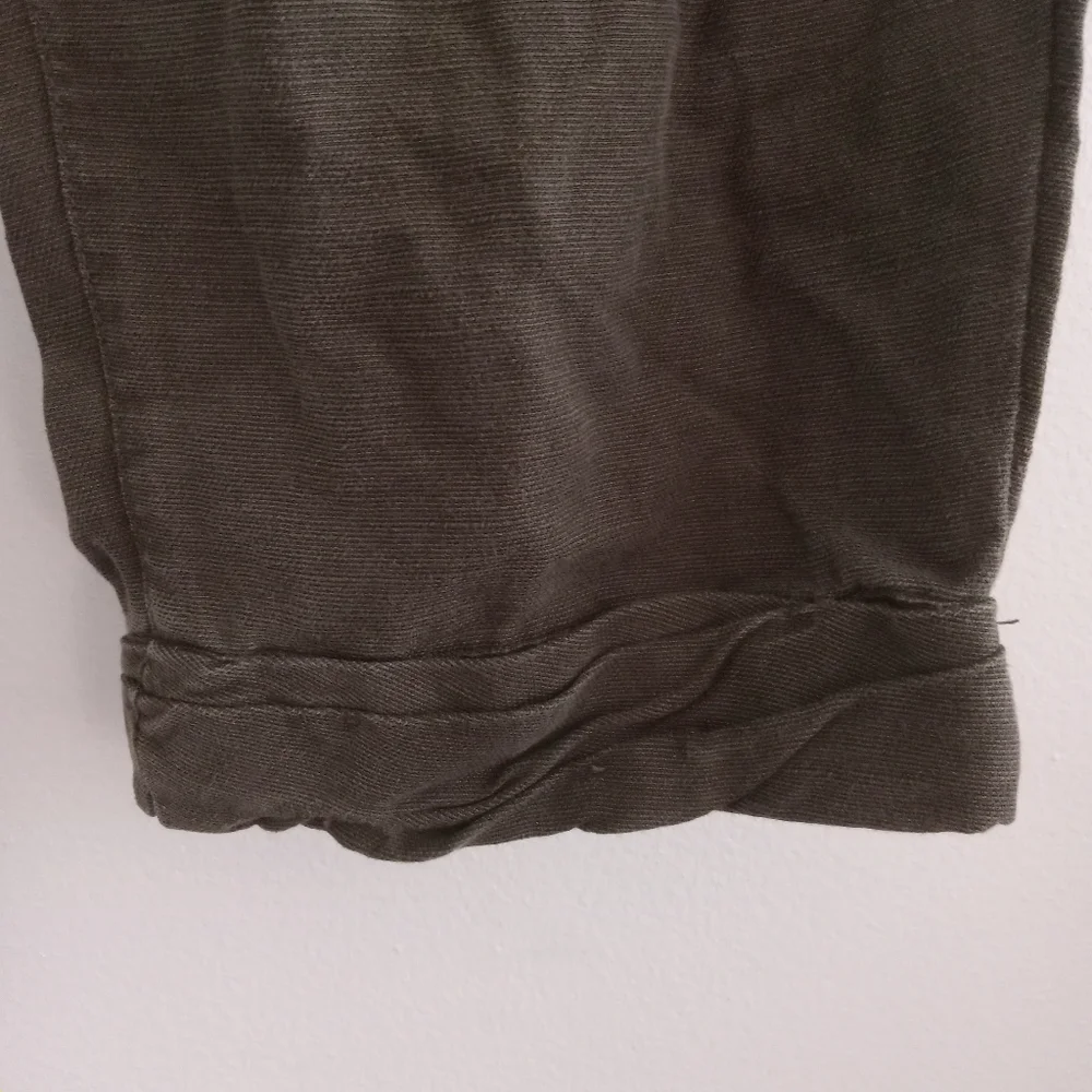 Wilfred Aritzia Linen Blend Olive Green Cropped Pants